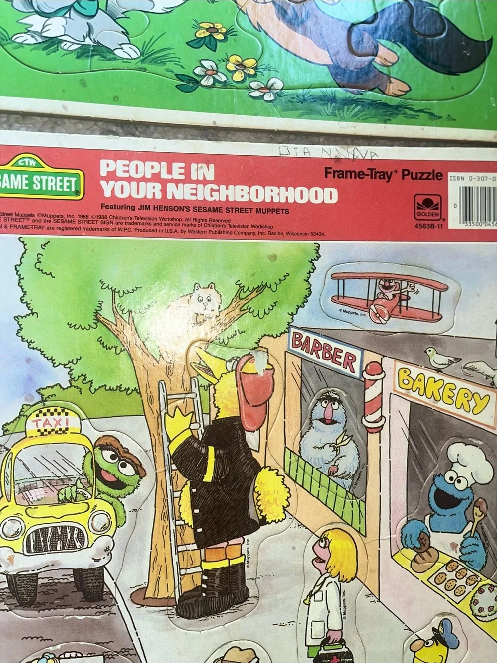 1988 Minnie Mouse and Sesame Street Kids Puzzle Set - Colorful Character Play
